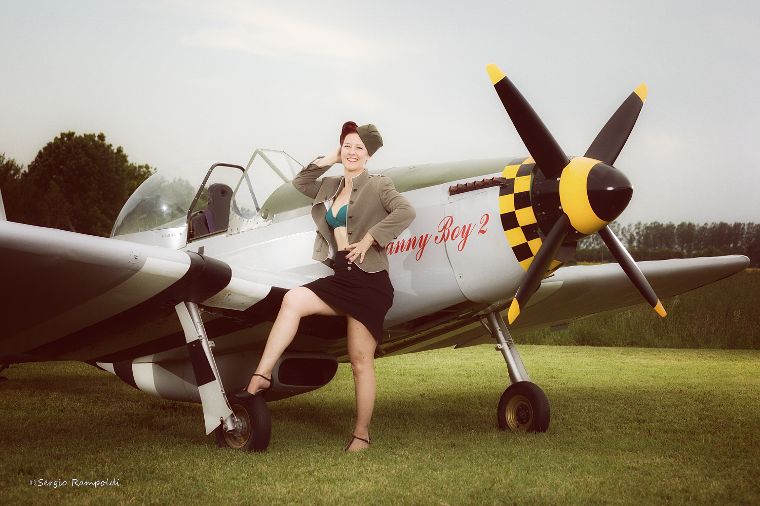 30 best Pilote & Hôtesse De LAir images on Pinterest 